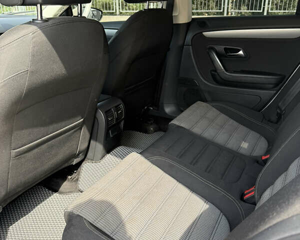 Белый Фольксваген CC / Passat CC, объемом двигателя 1.8 л и пробегом 147 тыс. км за 10800 $, фото 12 на Automoto.ua