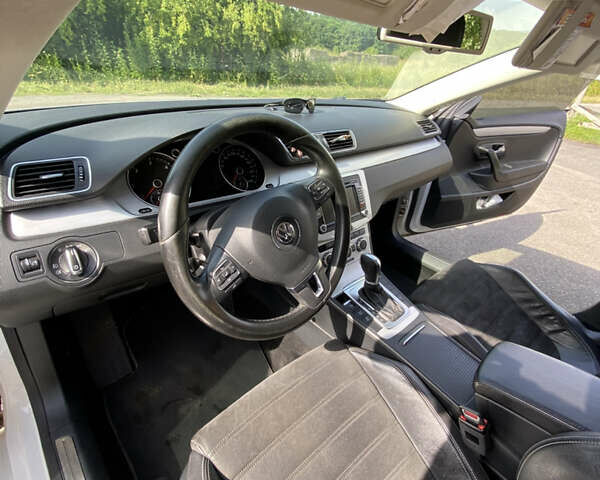 Білий Фольксваген CC / Passat CC, об'ємом двигуна 1.97 л та пробігом 220 тис. км за 12000 $, фото 14 на Automoto.ua