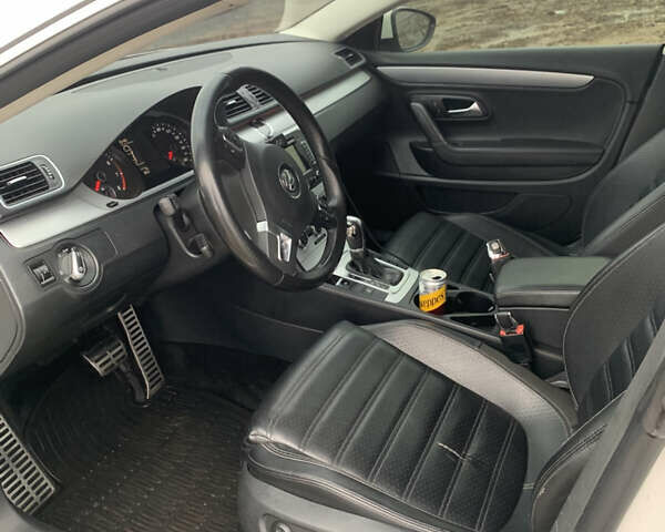 Белый Фольксваген CC / Passat CC, объемом двигателя 1.98 л и пробегом 202 тыс. км за 11000 $, фото 11 на Automoto.ua