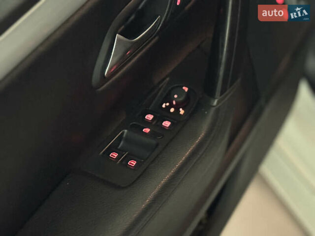 Белый Фольксваген CC / Passat CC, объемом двигателя 1.98 л и пробегом 183 тыс. км за 9800 $, фото 12 на Automoto.ua