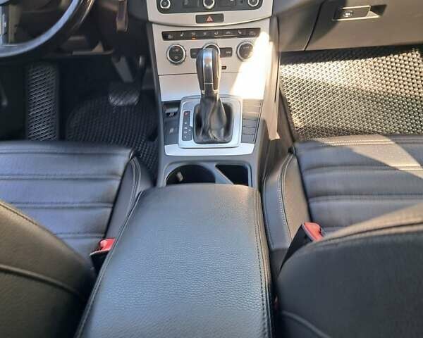 Белый Фольксваген CC / Passat CC, объемом двигателя 1.98 л и пробегом 186 тыс. км за 12300 $, фото 18 на Automoto.ua