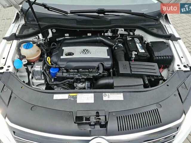 Белый Фольксваген CC / Passat CC, объемом двигателя 1.98 л и пробегом 128 тыс. км за 7900 $, фото 16 на Automoto.ua