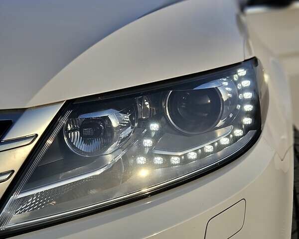Белый Фольксваген CC / Passat CC, объемом двигателя 1.97 л и пробегом 72 тыс. км за 16800 $, фото 12 на Automoto.ua