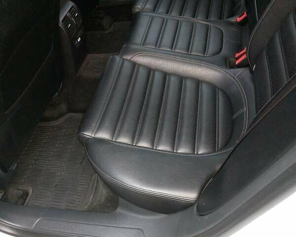 Белый Фольксваген CC / Passat CC, объемом двигателя 2 л и пробегом 125 тыс. км за 13000 $, фото 7 на Automoto.ua