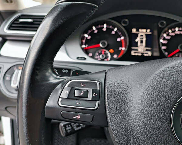 Белый Фольксваген CC / Passat CC, объемом двигателя 2 л и пробегом 211 тыс. км за 11000 $, фото 9 на Automoto.ua