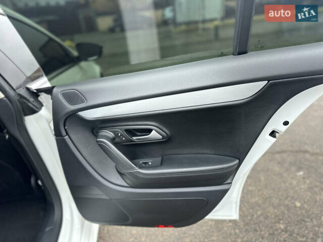 Белый Фольксваген CC / Passat CC, объемом двигателя 1.98 л и пробегом 240 тыс. км за 9500 $, фото 16 на Automoto.ua