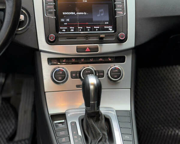 Білий Фольксваген CC / Passat CC, об'ємом двигуна 1.97 л та пробігом 281 тис. км за 11000 $, фото 13 на Automoto.ua