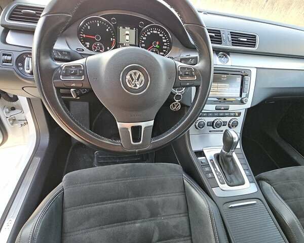 Белый Фольксваген CC / Passat CC, объемом двигателя 1.97 л и пробегом 72 тыс. км за 16800 $, фото 34 на Automoto.ua