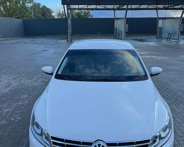 Белый Фольксваген CC / Passat CC, объемом двигателя 1.98 л и пробегом 122 тыс. км за 10500 $, фото 8 на Automoto.ua