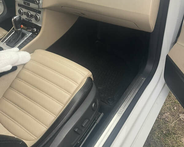 Белый Фольксваген CC / Passat CC, объемом двигателя 2 л и пробегом 190 тыс. км за 11000 $, фото 13 на Automoto.ua