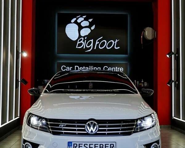 Белый Фольксваген CC / Passat CC, объемом двигателя 1.97 л и пробегом 240 тыс. км за 14000 $, фото 13 на Automoto.ua