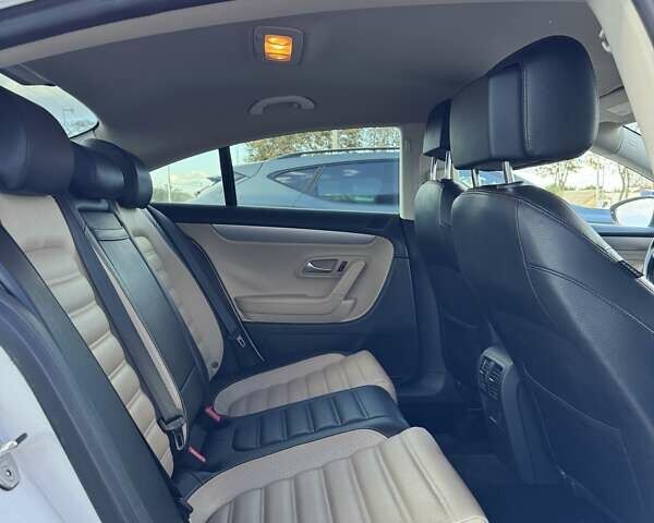 Белый Фольксваген CC / Passat CC, объемом двигателя 1.98 л и пробегом 159 тыс. км за 11500 $, фото 20 на Automoto.ua