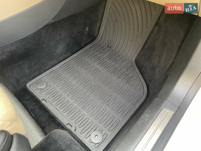 Белый Фольксваген CC / Passat CC, объемом двигателя 1.98 л и пробегом 159 тыс. км за 10600 $, фото 7 на Automoto.ua