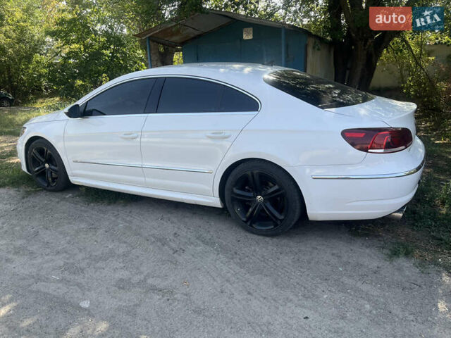 Білий Фольксваген CC / Passat CC, об'ємом двигуна 1.98 л та пробігом 178 тис. км за 10500 $, фото 4 на Automoto.ua