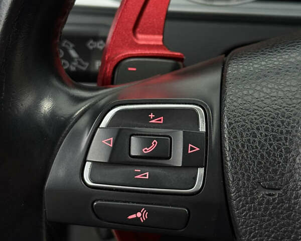 Белый Фольксваген CC / Passat CC, объемом двигателя 1.98 л и пробегом 177 тыс. км за 12000 $, фото 18 на Automoto.ua