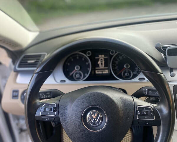 Белый Фольксваген CC / Passat CC, объемом двигателя 1.98 л и пробегом 157 тыс. км за 11800 $, фото 6 на Automoto.ua
