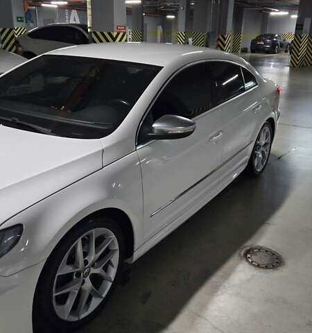 Белый Фольксваген CC / Passat CC, объемом двигателя 1.97 л и пробегом 275 тыс. км за 15700 $, фото 5 на Automoto.ua