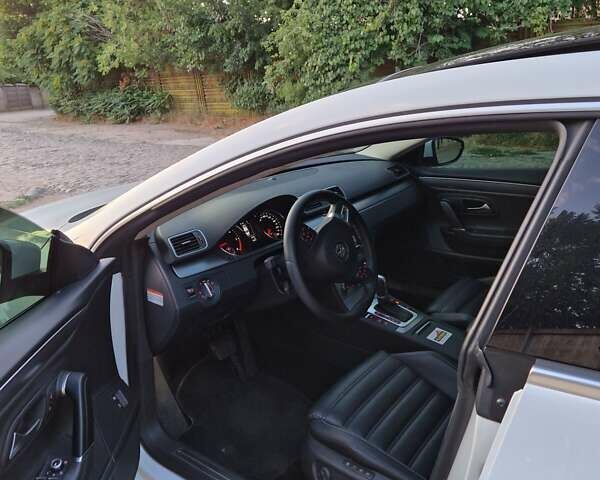 Белый Фольксваген CC / Passat CC, объемом двигателя 1.97 л и пробегом 32 тыс. км за 18900 $, фото 14 на Automoto.ua