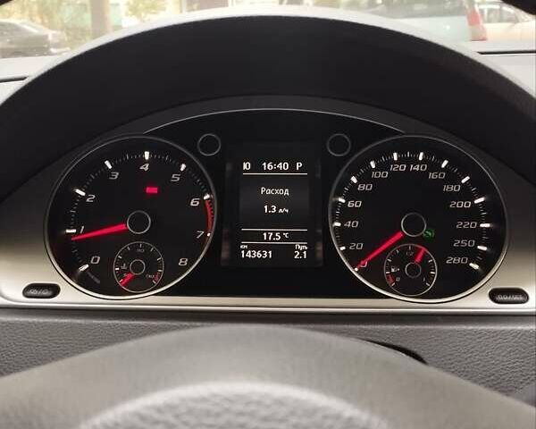 Белый Фольксваген CC / Passat CC, объемом двигателя 1.98 л и пробегом 144 тыс. км за 13000 $, фото 5 на Automoto.ua