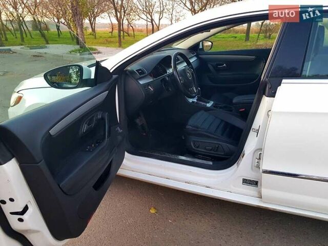 Белый Фольксваген CC / Passat CC, объемом двигателя 1.98 л и пробегом 189 тыс. км за 9900 $, фото 8 на Automoto.ua