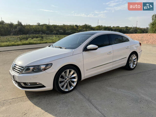 Белый Фольксваген CC / Passat CC, объемом двигателя 1.97 л и пробегом 200 тыс. км за 14250 $, фото 4 на Automoto.ua