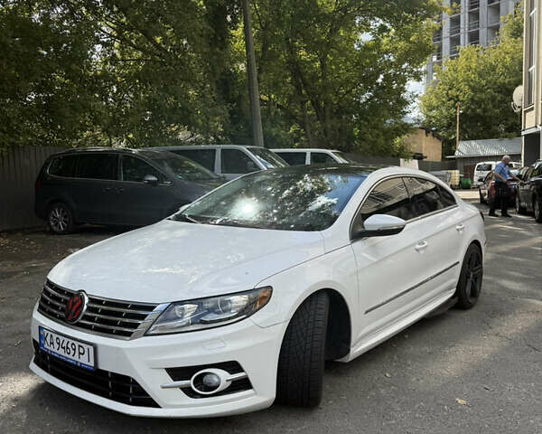Белый Фольксваген CC / Passat CC, объемом двигателя 1.98 л и пробегом 123 тыс. км за 10900 $, фото 3 на Automoto.ua