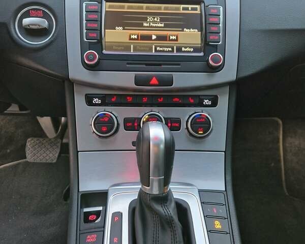 Белый Фольксваген CC / Passat CC, объемом двигателя 1.97 л и пробегом 32 тыс. км за 18900 $, фото 17 на Automoto.ua