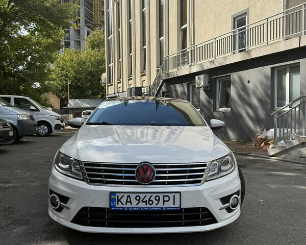 Белый Фольксваген CC / Passat CC, объемом двигателя 1.98 л и пробегом 123 тыс. км за 10900 $, фото 2 на Automoto.ua