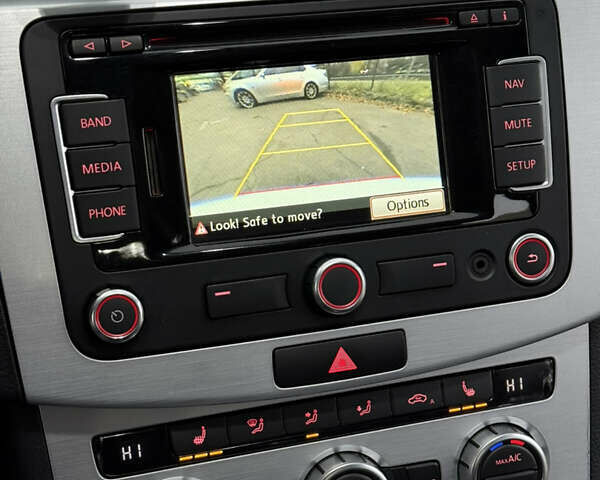 Белый Фольксваген CC / Passat CC, объемом двигателя 1.98 л и пробегом 177 тыс. км за 12000 $, фото 24 на Automoto.ua