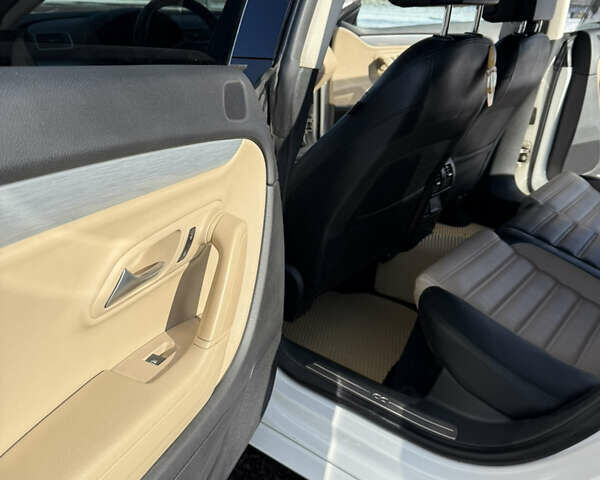 Белый Фольксваген CC / Passat CC, объемом двигателя 1.98 л и пробегом 132 тыс. км за 11500 $, фото 12 на Automoto.ua