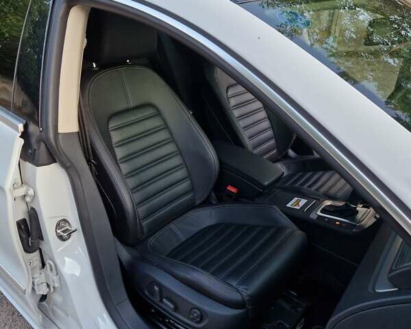 Белый Фольксваген CC / Passat CC, объемом двигателя 1.97 л и пробегом 32 тыс. км за 18900 $, фото 16 на Automoto.ua