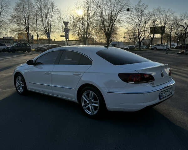 Белый Фольксваген CC / Passat CC, объемом двигателя 1.97 л и пробегом 199 тыс. км за 13500 $, фото 3 на Automoto.ua