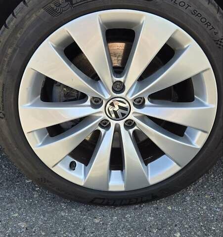 Белый Фольксваген CC / Passat CC, объемом двигателя 1.97 л и пробегом 72 тыс. км за 16750 $, фото 9 на Automoto.ua