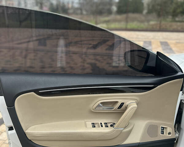 Белый Фольксваген CC / Passat CC, объемом двигателя 1.98 л и пробегом 257 тыс. км за 11900 $, фото 17 на Automoto.ua