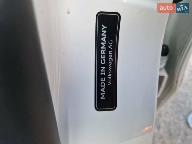 Белый Фольксваген CC / Passat CC, объемом двигателя 1.97 л и пробегом 32 тыс. км за 18900 $, фото 23 на Automoto.ua