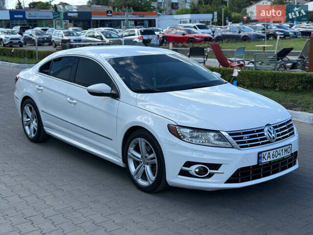 Білий Фольксваген CC / Passat CC, об'ємом двигуна 2 л та пробігом 250 тис. км за 11000 $, фото 1 на Automoto.ua