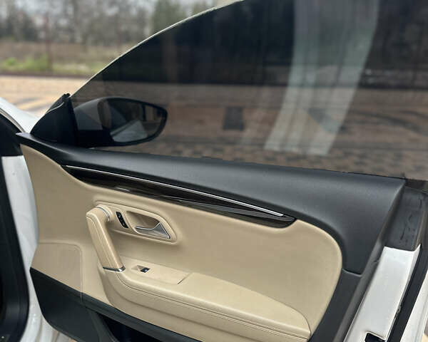 Белый Фольксваген CC / Passat CC, объемом двигателя 1.98 л и пробегом 257 тыс. км за 11900 $, фото 11 на Automoto.ua