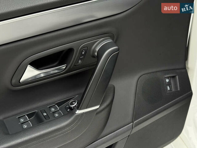 Белый Фольксваген CC / Passat CC, объемом двигателя 1.97 л и пробегом 130 тыс. км за 14700 $, фото 15 на Automoto.ua