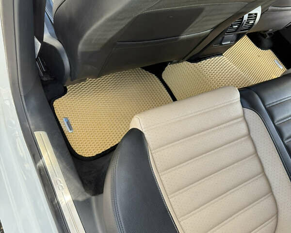 Белый Фольксваген CC / Passat CC, объемом двигателя 1.98 л и пробегом 132 тыс. км за 11500 $, фото 11 на Automoto.ua