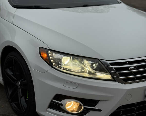 Белый Фольксваген CC / Passat CC, объемом двигателя 1.98 л и пробегом 177 тыс. км за 12000 $, фото 29 на Automoto.ua