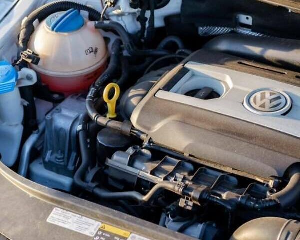 Белый Фольксваген CC / Passat CC, объемом двигателя 1.98 л и пробегом 95 тыс. км за 9500 $, фото 8 на Automoto.ua
