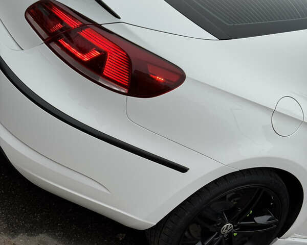 Белый Фольксваген CC / Passat CC, объемом двигателя 1.98 л и пробегом 177 тыс. км за 12000 $, фото 28 на Automoto.ua