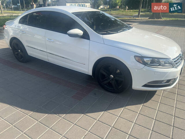 Белый Фольксваген CC / Passat CC, объемом двигателя 1.98 л и пробегом 280 тыс. км за 11000 $, фото 7 на Automoto.ua