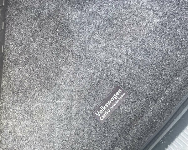 Білий Фольксваген CC / Passat CC, об'ємом двигуна 2 л та пробігом 123 тис. км за 14500 $, фото 19 на Automoto.ua