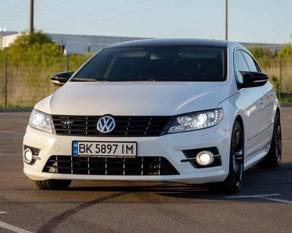 Білий Фольксваген CC / Passat CC, об'ємом двигуна 1.98 л та пробігом 95 тис. км за 9500 $, фото 1 на Automoto.ua