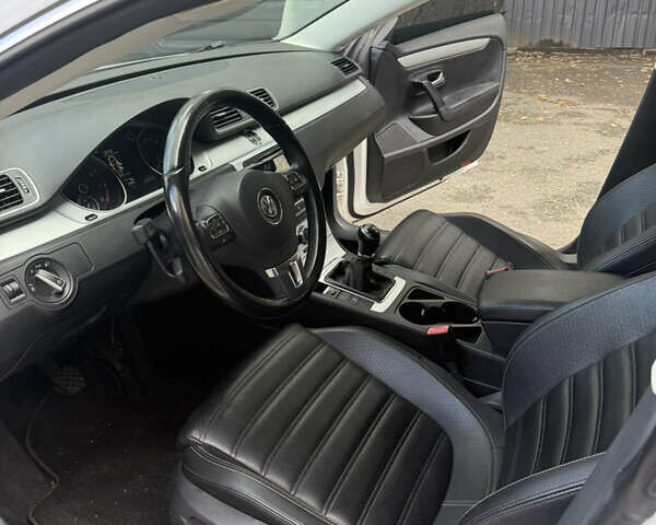 Белый Фольксваген CC / Passat CC, объемом двигателя 1.98 л и пробегом 123 тыс. км за 10900 $, фото 20 на Automoto.ua
