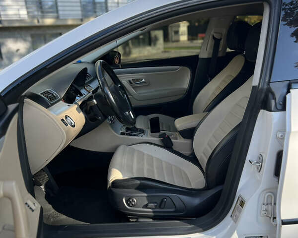 Білий Фольксваген CC / Passat CC, об'ємом двигуна 1.98 л та пробігом 231 тис. км за 12900 $, фото 19 на Automoto.ua
