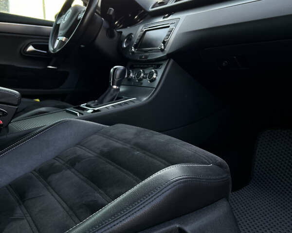 Белый Фольксваген CC / Passat CC, объемом двигателя 2 л и пробегом 131 тыс. км за 16900 $, фото 10 на Automoto.ua