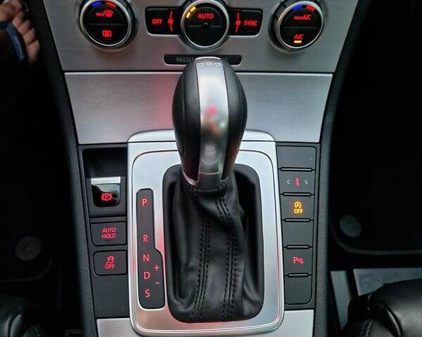 Белый Фольксваген CC / Passat CC, объемом двигателя 1.97 л и пробегом 32 тыс. км за 18900 $, фото 18 на Automoto.ua