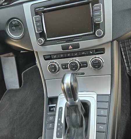 Белый Фольксваген CC / Passat CC, объемом двигателя 1.97 л и пробегом 72 тыс. км за 16750 $, фото 14 на Automoto.ua